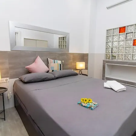 Loft Overlooking Market Square Апартаменты *